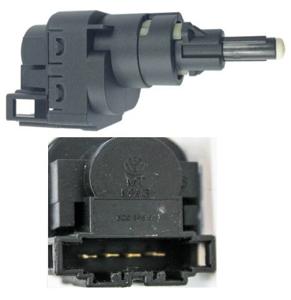 BRAKE LIGHT SWITCH (4-PIN)